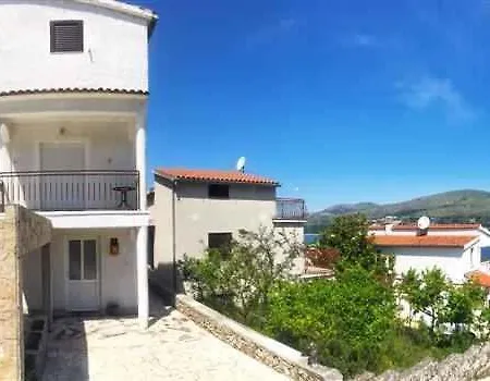 1 Bedroom Amazing In *
