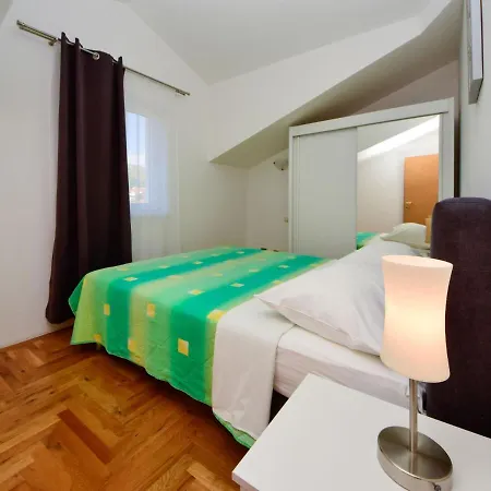 Apartment 1 Bedroom Amazing In Trogir