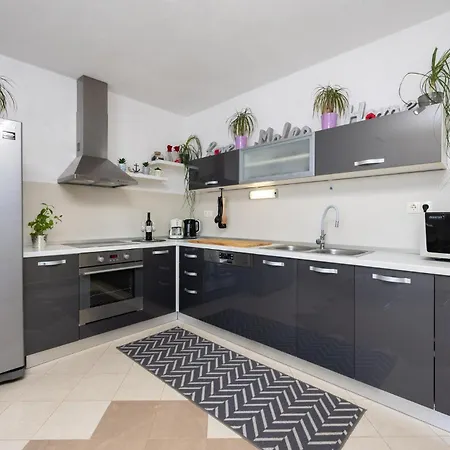 Cozy In With Sauna Apartman *