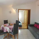 Appartamento Cozy In With Sauna Traù