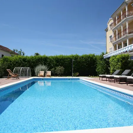 Cozy In With Sauna * Trogir