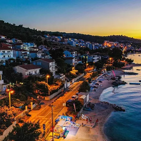 Cozy In With Sauna Apartmán